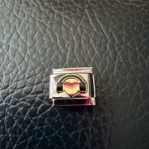 Gold Heart with Headphones Italian Charm – Music Lover Link